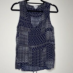 Splendid Navy and White Tank Size XS Excellent condition.